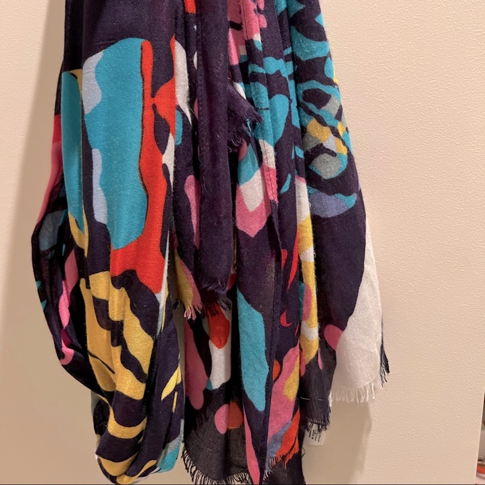 Brand new condition! Vera Bradley soft fringe scarf in butterfly flutter